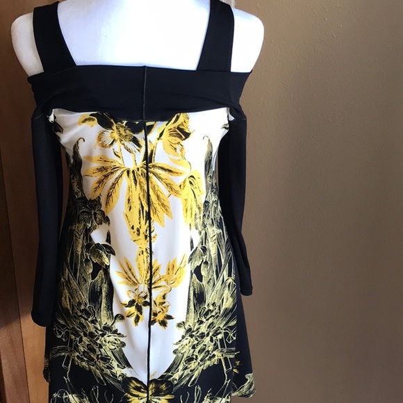 Eva Varro Black and Yellow Off Shoulder Graphic Blouse - Picture 2 of 3